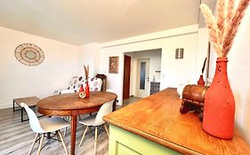 Appartement Proche Gare, 6 Voyageurs Et Stationnement Gratuit