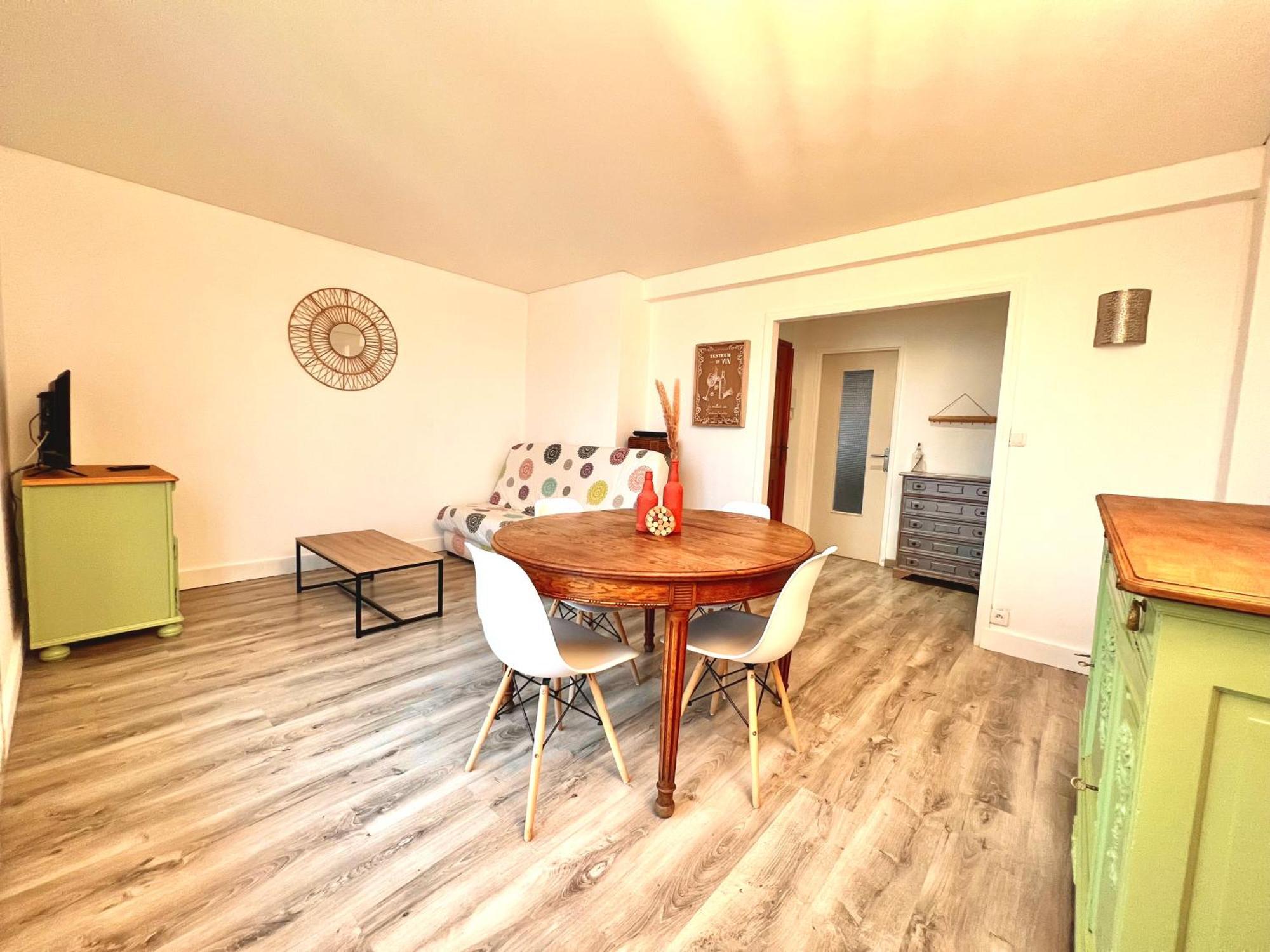 Appartement Proche Gare, 6 Voyageurs Et Stationnement Gratuit Reims Exterior foto