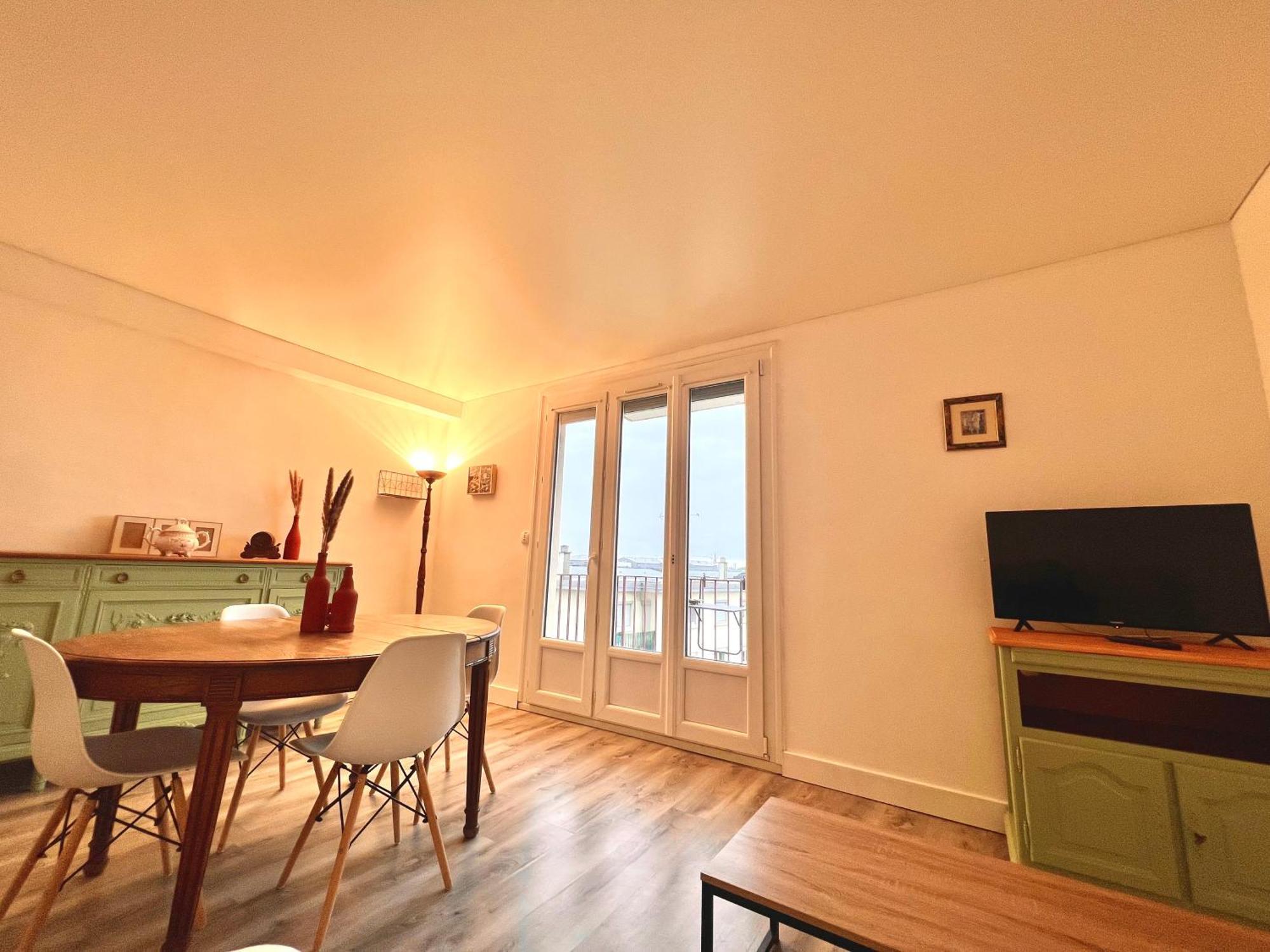Appartement Proche Gare, 6 Voyageurs Et Stationnement Gratuit Reims Exterior foto